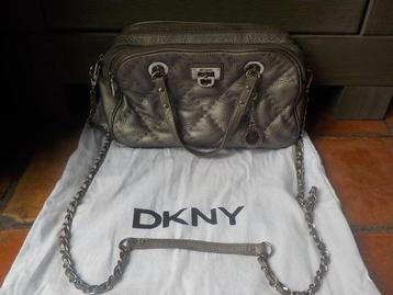 luxe vintage design tas van DKNY zilver leder beschikbaar voor biedingen