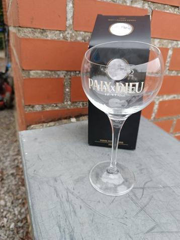 A vendre 1 verre Paix Dieu beschikbaar voor biedingen
