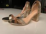 Gouden pumps schoenen dames, Kleding | Dames, Ophalen of Verzenden, Nieuw, Pumps