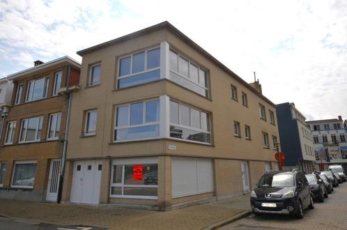 Appartement te huur in Oostende, 2 slpks, Immo, Huizen te huur, Appartement, D