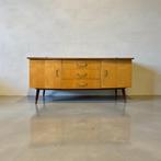 Vintage houten tv meubel / lowboard / lage kast, Kinderen en Baby's, Ophalen of Verzenden, Zo goed als nieuw, Kast