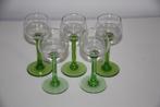5 stijlvolle aperitief glaasjes met groene voet, Huis en Inrichting, Ophalen of Verzenden, Gebruikt, Glas, Glas of Glazen