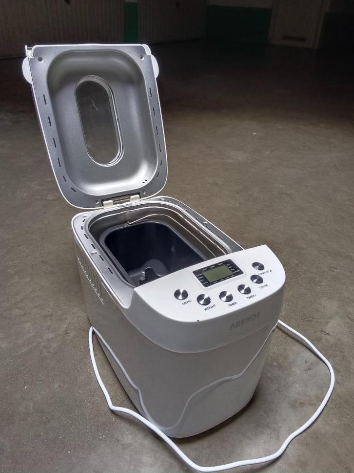 Broodmachine te koop, Elektronische apparatuur, Broodbakmachines, Zo goed als nieuw, Met timer, 1600 gram deeg of meer, Ophalen