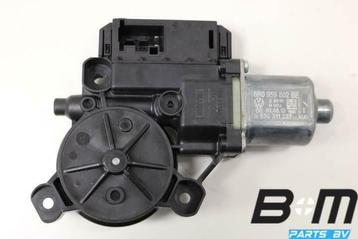 Raammotor RV (bijrijderskant) Volkswagen Polo 6C 5 deurs beschikbaar voor biedingen