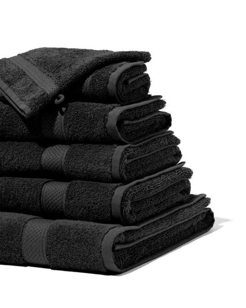 Set nieuwe zwarte handdoeken HEMA, Huis en Inrichting, Badkamer | Badtextiel en Accessoires, Handdoek, Zwart, Ophalen of Verzenden