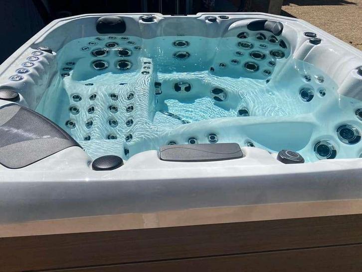 Profitez de vos vacances dans votre jacuzzi chez soi!promo, Articles professionnels, Articles professionnels Autre, Enlèvement ou Envoi