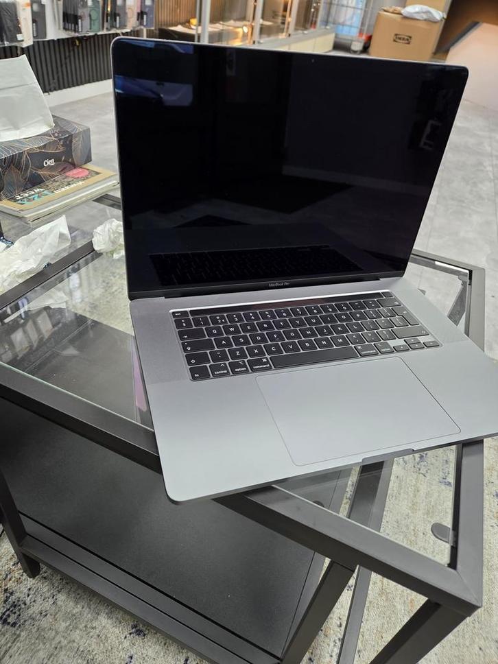 ACTIE! Macbook Pro 2019 16 inch i9! 1TB 32GB! Nieuw staat!, Computers en Software, Apple Macbooks, MacBook, 16 inch, 32 GB, Ophalen of Verzenden