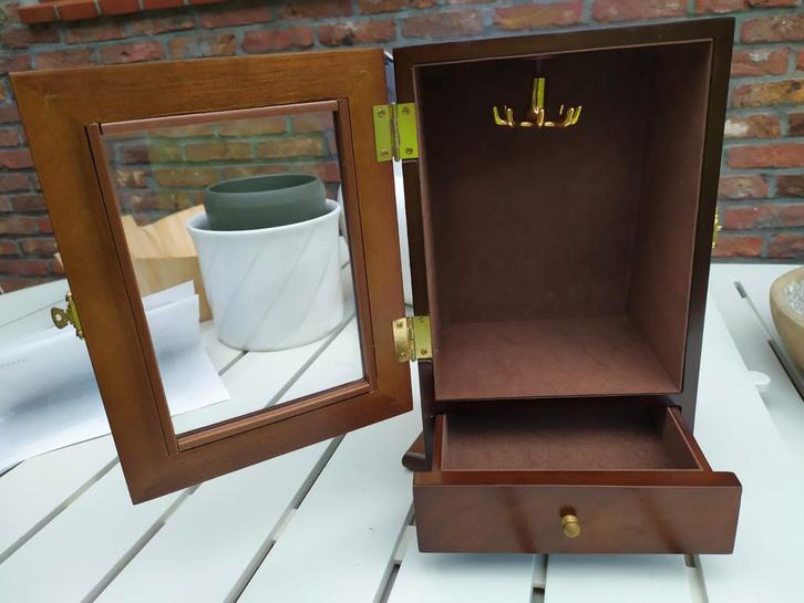 Boîte à bijoux classique, rotative Nouveau, Bijoux, Sacs & Beauté, Pendentifs, Enlèvement ou Envoi