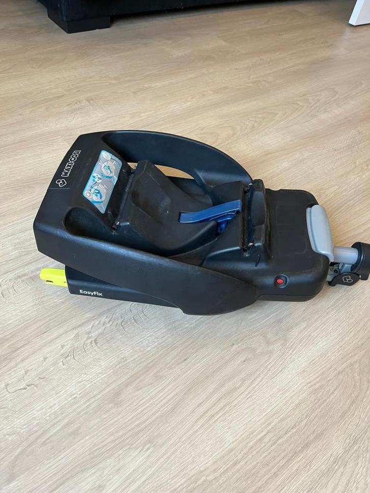 Maxi Cosi Easyfix autostoel base, Kinderen en Baby's, Autostoeltjes, Zo goed als nieuw, Maxi-Cosi, Isofix, Ophalen
