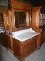 OUDE KWALITEITS EIKEN COMMODE, Enlèvement