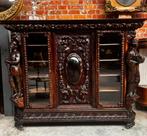 Antieke kast groot, Antiek en Kunst, Ophalen