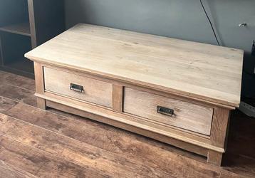 Salontafel met twee schuiven beschikbaar voor biedingen