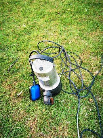 Vuilwater dompelpomp 750 W 12.500 L/u beschikbaar voor biedingen