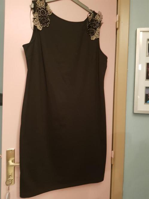 robe sans manches fleurs sur les deux cotés neuf, Kleding | Dames, Jurken, Nieuw, Maat 46/48 (XL) of groter, Zwart, Onder de knie