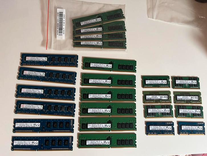 RAM geheugen, Computers en Software, RAM geheugen, Zo goed als nieuw, Desktop, 16 GB, DDR4, Ophalen of Verzenden