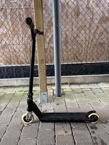 Oxelo step zwart beschikbaar voor biedingen