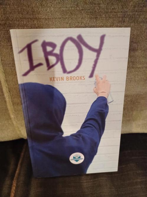 iBOY    (Kevin Brooks), Livres, Livres pour enfants | Jeunesse | 13 ans et plus, Comme neuf, Fiction, Enlèvement ou Envoi
