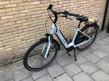 Cube supreme hybrid one beschikbaar voor biedingen