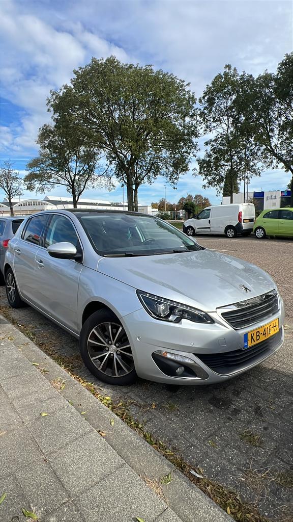 Pegeuot 308 1.2 puretech Automatic Panorama Key less, Auto's, Peugeot, Bedrijf, ABS, Achteruitrijcamera, Adaptieve lichten, Adaptive Cruise Control