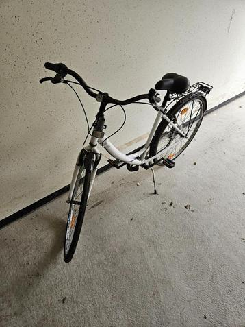 damesfiets beschikbaar voor biedingen