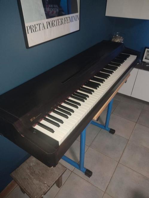 Digitale piano Roland HP 136 elektrische digitale piano, Muziek en Instrumenten, Piano's, Gebruikt, Piano, Digitaal, Ophalen