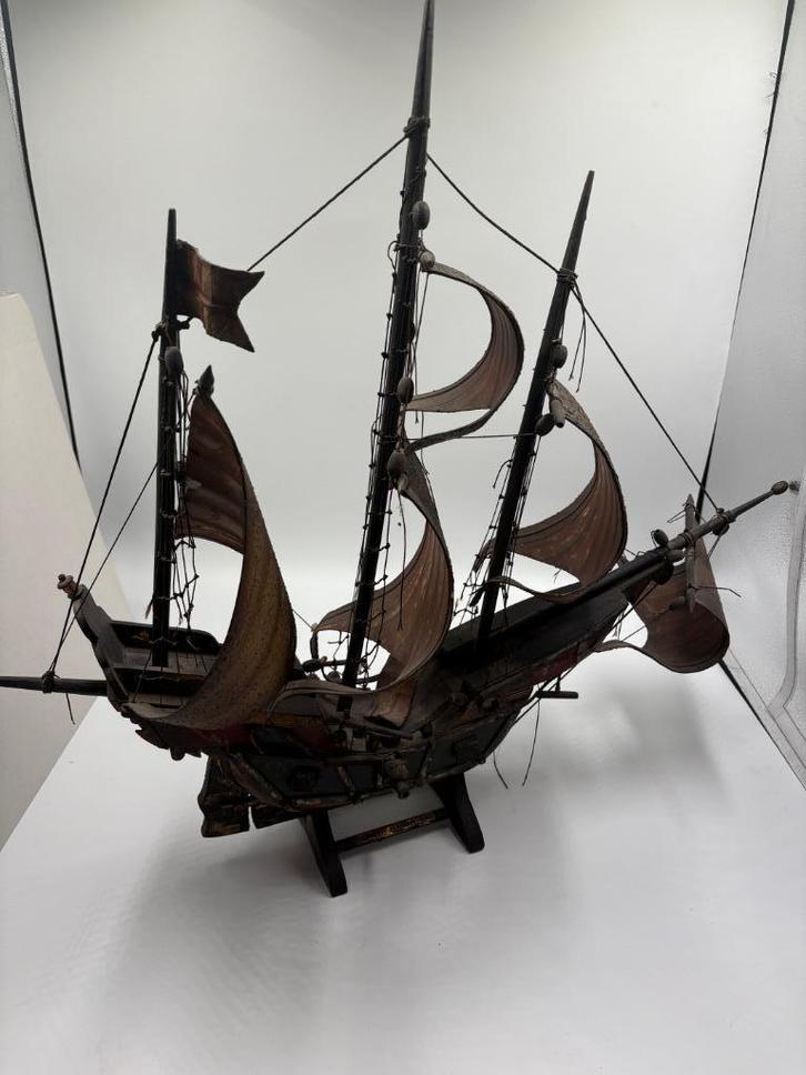 Le Santa Maria , maquette du bateau de Christophe Colomb, Boeken, Biografieën, Ophalen
