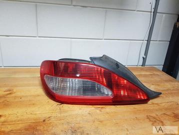 Achterlicht links Peugeot 406 coupe 1997 - 2005 nette staat beschikbaar voor biedingen