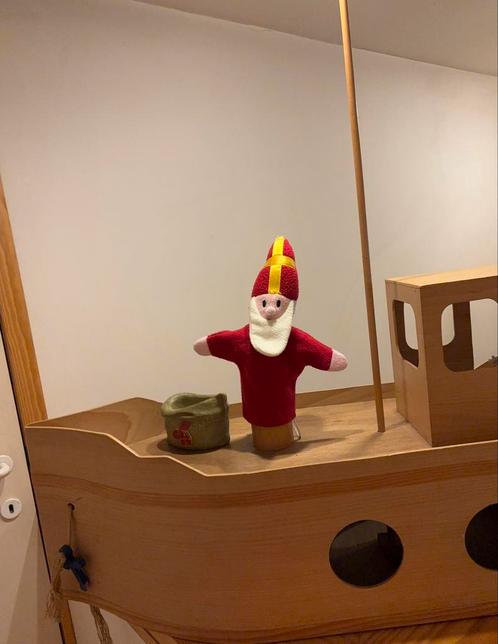 Speelboot van Sinterklaas voor in de kleuterklas, Diversen, Sinterklaas, Gebruikt, Ophalen
