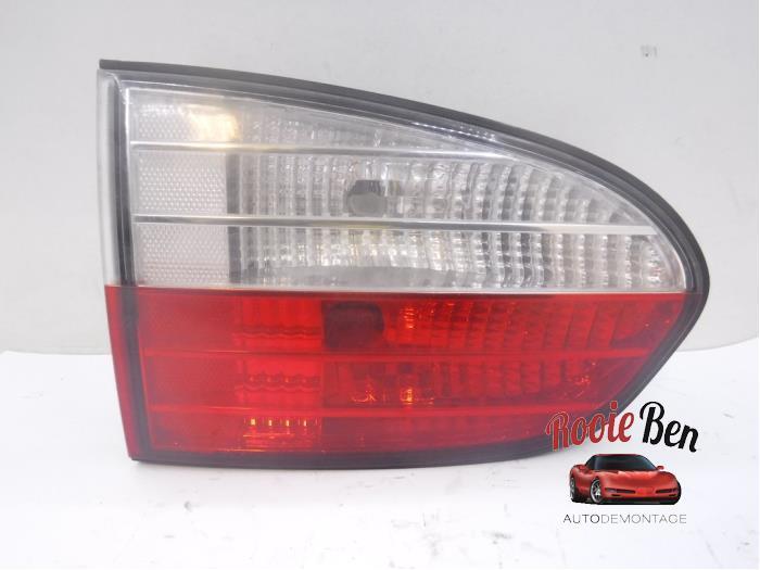 Feu arrière gauche d'un Hyundai H200, Autos : Pièces & Accessoires, Éclairage, Hyundai, Utilisé, 3 mois de garantie, Enlèvement ou Envoi