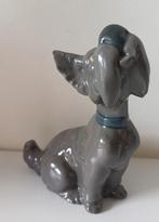 Lladro hond ., Ophalen