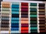 50 bobines gutermann pour 105,00€, frais de port compris, Enlèvement ou Envoi, Neuf, Fil ou Aiguille(s)