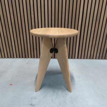 Vitra Tabouret Bois - Natural oak beschikbaar voor biedingen