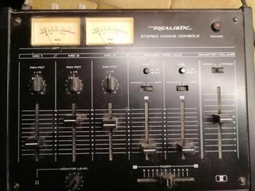 Realistic console de mixage, Enlèvement ou Envoi, Utilisé