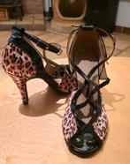 Latin dansschoenen, T38, hak van 7 cm, Ophalen, Zo goed als nieuw, Schoenen