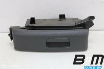 Lade onder stoel links VW Golf 5 1K0882602E beschikbaar voor biedingen