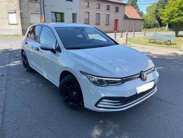 Vw golf 8 2.0tdi look R auto 150pk mod 2021 euro6 beschikbaar voor biedingen