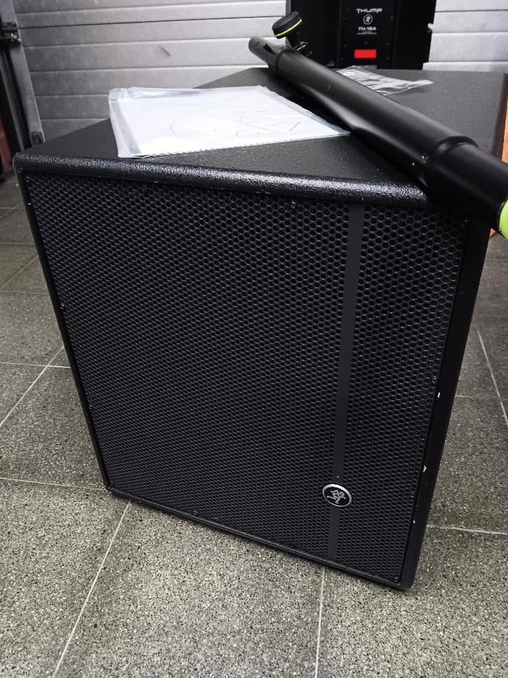 Mackie HD1501 Actieve Sub, Audio, Tv en Foto, Luidsprekerboxen, Gebruikt, Subwoofer, 120 watt of meer, Overige merken, Ophalen