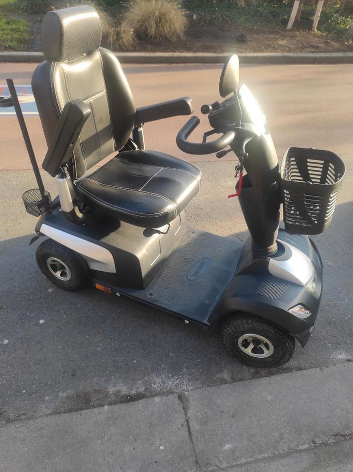 Scootmobiel invacare comet pro moet vandaag weg doe bod, Divers, Voitures sans permis & Scooters pour invalides, Comme neuf, Invacare