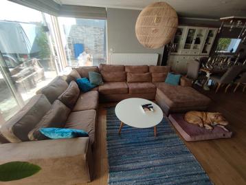 U lounge zetel  beschikbaar voor biedingen