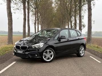 BMW 218 benzine uit 2017 / AUTOMAAT / 83 DKM / STOELVERW beschikbaar voor biedingen