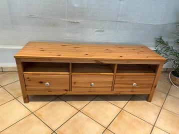 Tv meubel ikea beschikbaar voor biedingen