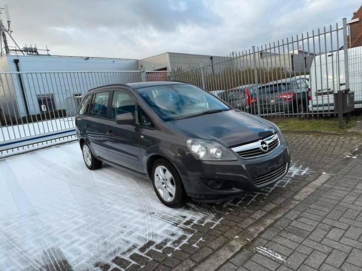 OPEL ZAFIRA/1.6 ESSENCE/7 PLACES/CLIMATISATION/2012/, Autos, Opel, Entreprise, Achat, Zafira, ABS, Airbags, Air conditionné, Bluetooth