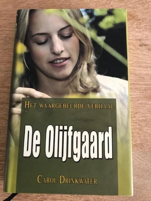 de olijfgaard-Carol Drinkwater-waargebeurd verhaal, Livres, Romans, Enlèvement ou Envoi