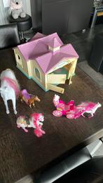 Kinderspeelgoed Paardestal met pony’s, Ophalen, Gebruikt