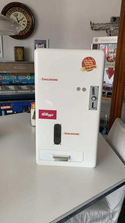 Snoep automaat  Toblerone en Kellogg's, Verzamelen, Automaten | Overige, Gebruikt, Ophalen