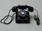 Ancien téléphone avec sonnette tournante datant de 1953, Télécoms, Enlèvement ou Envoi, Utilisé, Avec cadran rotatif