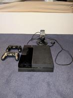 Playstation 4 + 2 controllers + charging station, Games en Spelcomputers, Ophalen of Verzenden, Refurbished, PlayStation 4
