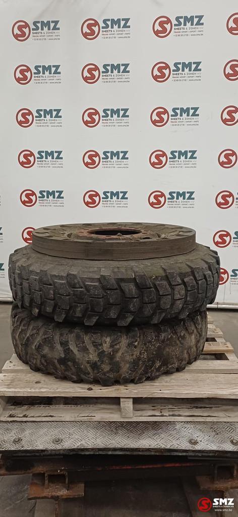 Occ industrieband 10.00-20 Dunlop, Auto-onderdelen, Vrachtwagen-onderdelen, Overige merken, Overige Auto-onderdelen, Gebruikt