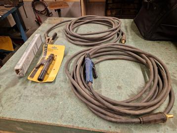 2x 7,5mtr laskabel 35mmq beschikbaar voor biedingen