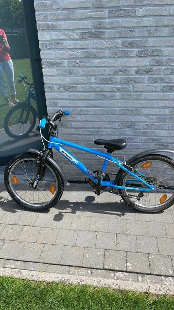Jongensfiets beschikbaar voor biedingen